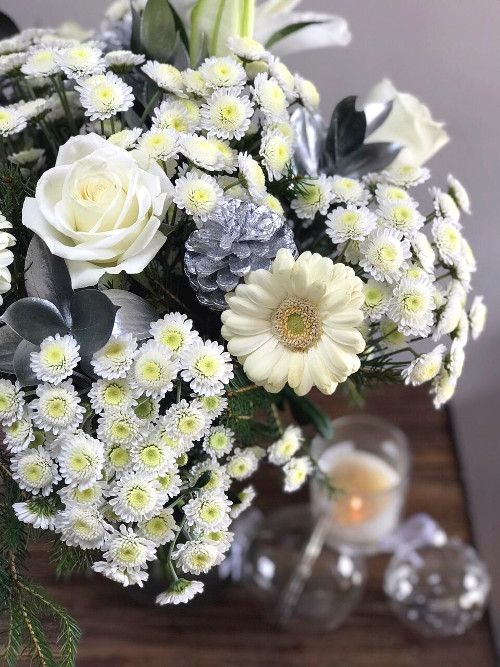 Snow White Christmas Bouquet